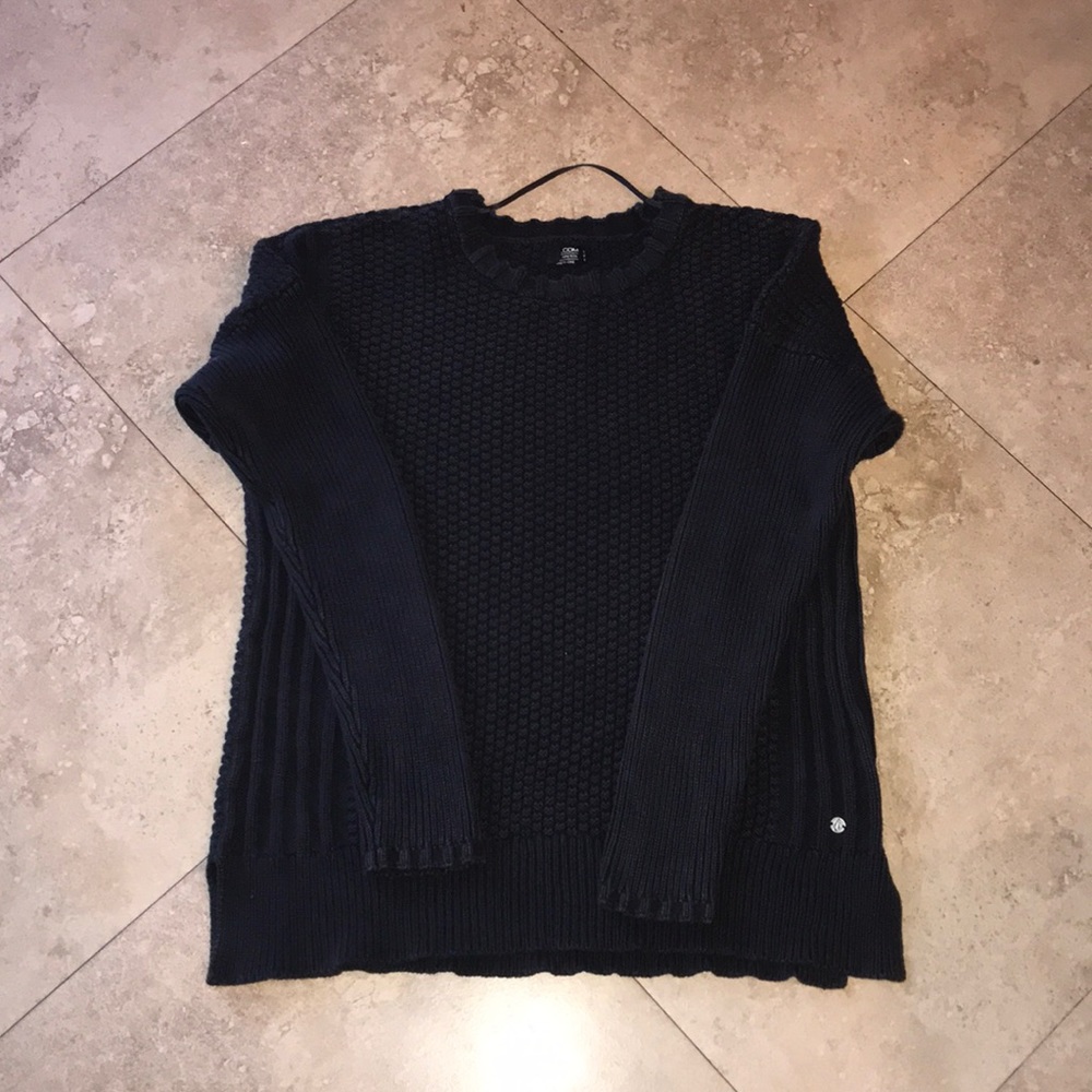 Warm dark grey Volcom sweater
